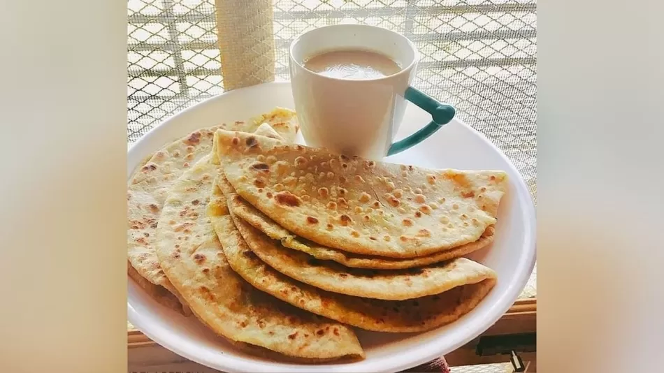 आपदा में लूट: मनाली में बेच रहे 50 की एक प्याली चाय, 140 का पराठा