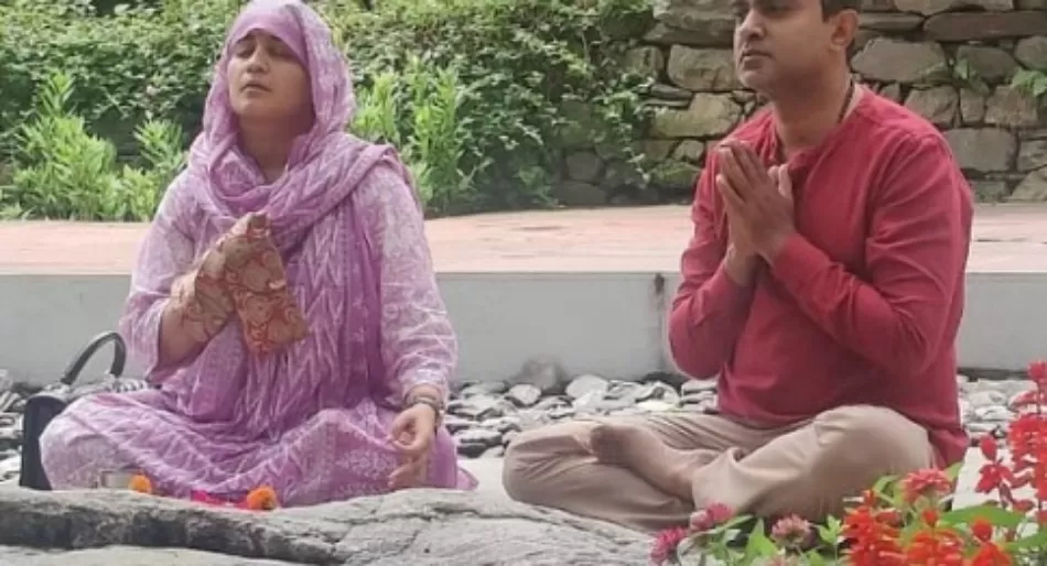 कैंची धाम पहुंची भाजपा नेत्री अपर्णा यादव, पदाधिकारियों से मुलाकात कर बाबा के बारे में ली जानकारी