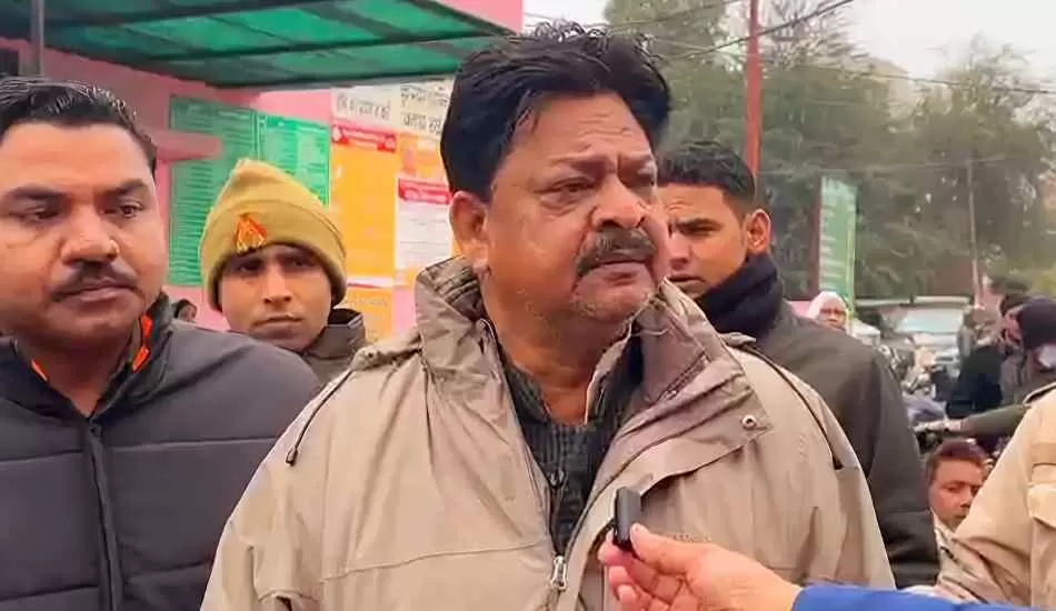 बुरे फंसे मुकेश सिद्धार्थ , दिल्ली के होटल से गिरफ्तारी के बाद कोर्ट ने भेजा जेल, रासुका की हो सकती है कार्रवाई