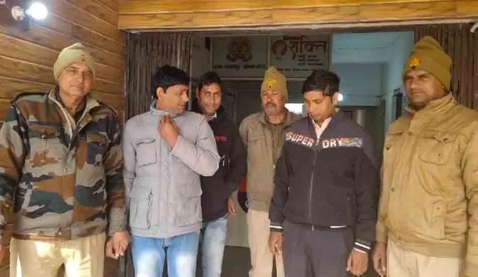 मिलिए सीबीआई की फ़र्ज़ी टीम से , वसूली करने आये थे, भेद खुला तो दबोचे गए 