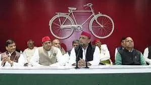 UP Politics: सपा में शामिल हुए बसपा नेता गुड्डू जमाली