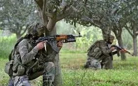 naxal encounter: मुठभेड़ में दो नक्सली ढेर, दो जवान घायल