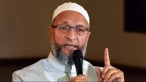 मुख्तार के घर जाने के बाद से मिल रहीं धमकियांः ओवैसी