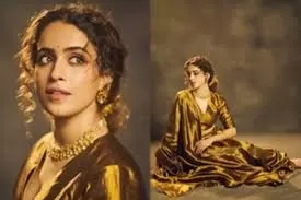 Bollywood : गोल्डन लहंगे में कहर ढा रहीं सान्या मल्होत्रा