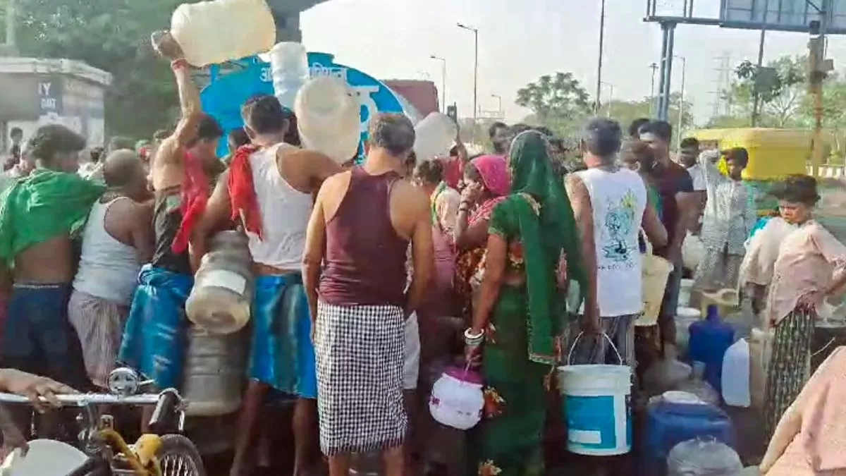 Water Crisis in Delhi : जल संकट को लेकर सुप्रीम कोर्ट पहुंची केजरीवाल सरकार