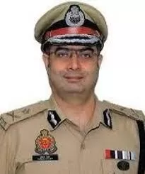 IPS Transfer in UP: यूपी में कई आईपीएस अफसरों के हुए तबादले