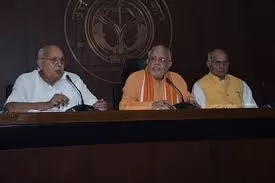 UP Cabinet: सुरक्षा गार्ड और शिक्षकों का बढ़ेगा मानदेय