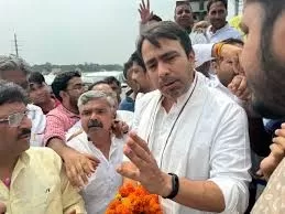 Meerut : सिर्फ डिग्री नहीं, लाइफलॉन्ग लर्निंग अचीवमेंट जरूरी : जयंत चौधरी