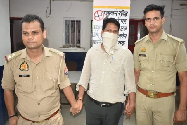 Meerut: 40 हजार की रिश्वत लेते दबोचा गया आरईएस का जेई