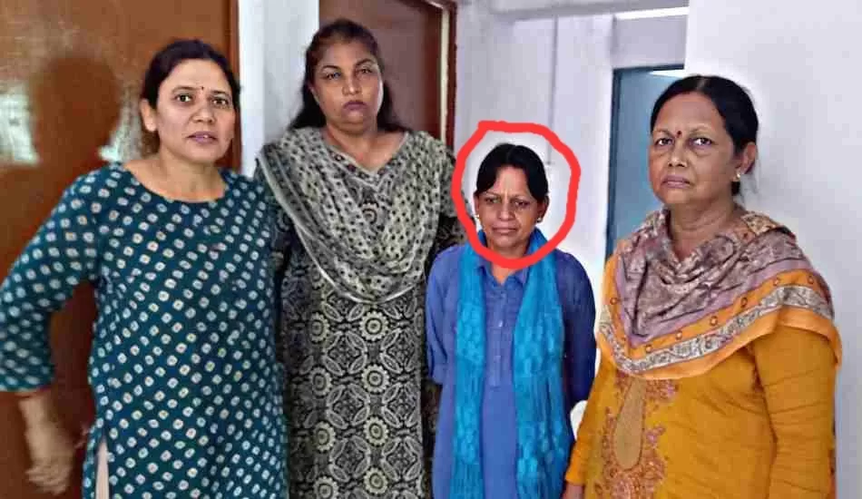 घूस लेते धरी गई आपूर्ति विभाग की सप्लाई इंस्पेक्टर तारावती  