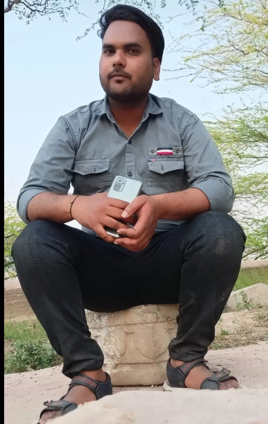 Accident: सड़क हादसे में युवक की मौत, मां गंभीर घायल
