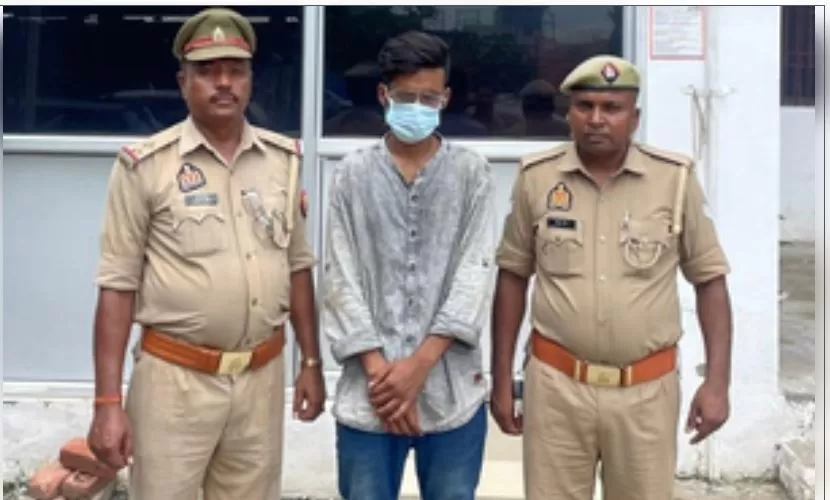 Noida : चाइनीज ऐप से लोन लेने वालों से ठगी करने वाला गिरफ्तार
