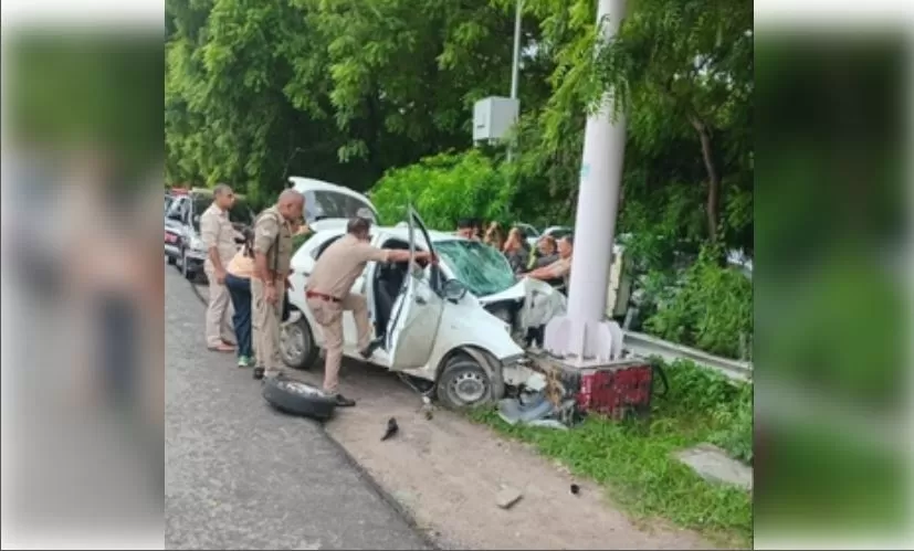 Noida: एक्सप्रे- वे पर हादसा, दो सगे भाइयों समेत तीन की मौत