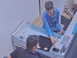 Chandpur: चांदपुर में दिनदहाड़े सुनार की दुकान में चोरी