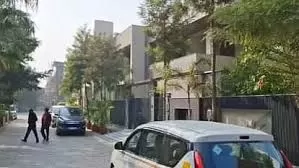 मेरठ के बड़े बिल्डर के यहां आईटी का छापा, मचा हड़कंप