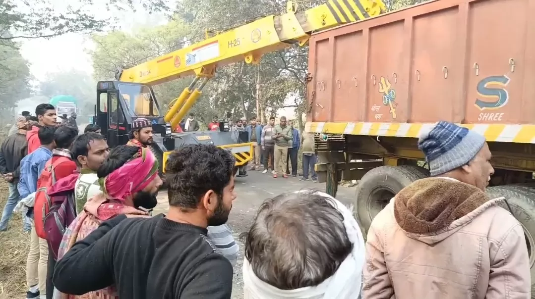 सरधना में सड़क हादसा, युवा अधिवक्ता की मौत