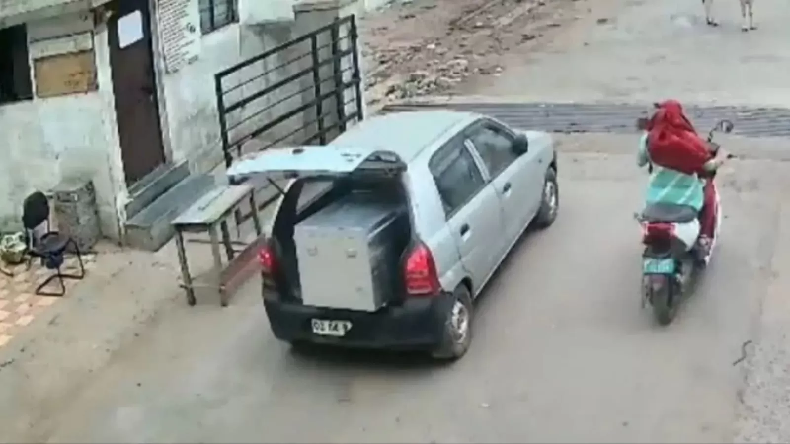 रायपुर सूटकेस मर्डर केस: वकील पति-पत्नी ने संपत्ति विवाद में की हत्या, शव को सीमेंट में भरकर ट्रक में छोड़ा