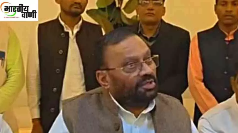 “हिन्दू राष्ट्र मांगने वालों पर राष्ट्रद्रोह हो—झांसी में गरजे स्वामी प्रसाद, BJP-BSP-SP पर एकसाथ हमला”