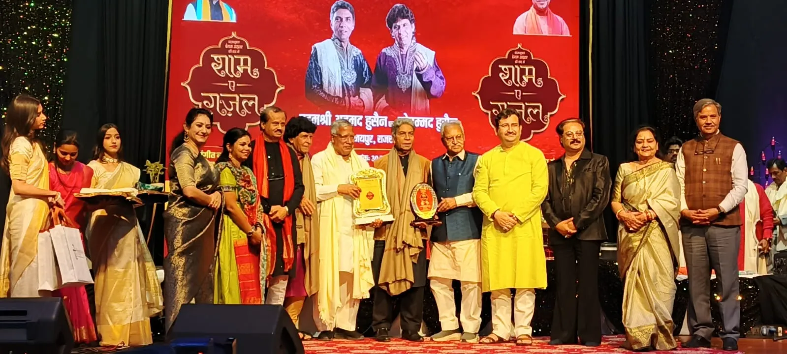 सुभारती में भव्य “शाम-ए-ग़ज़ल”, अहमद हुसैन–मोहम्मद हुसैन ने बांधा समां